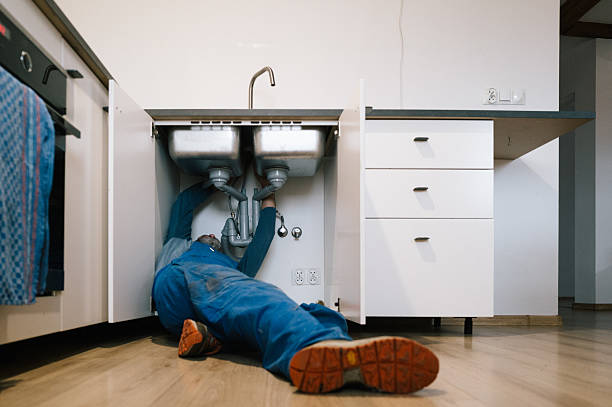 Professional Leak Detection technician working in Tolland, CT